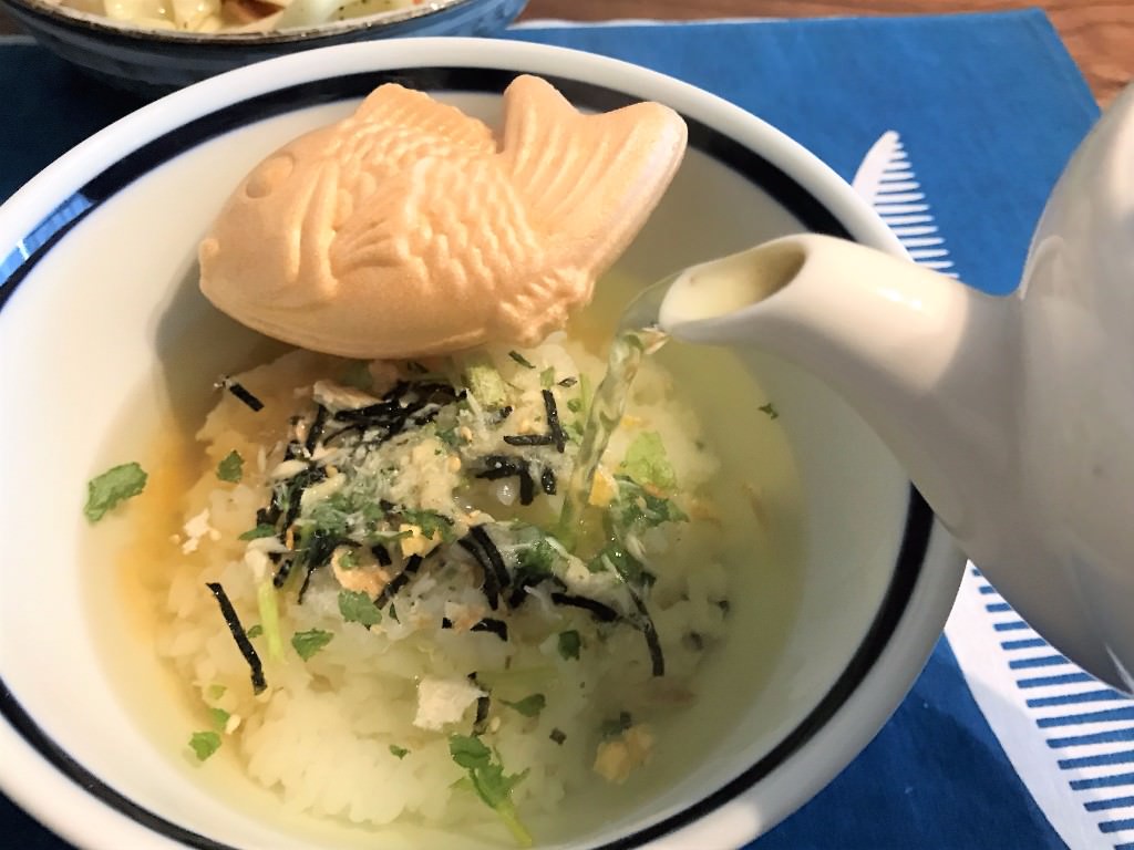 自宅ランチ いただきものの 鯛茶漬け はもっと上品に食べるべきでした Tsutachi Co