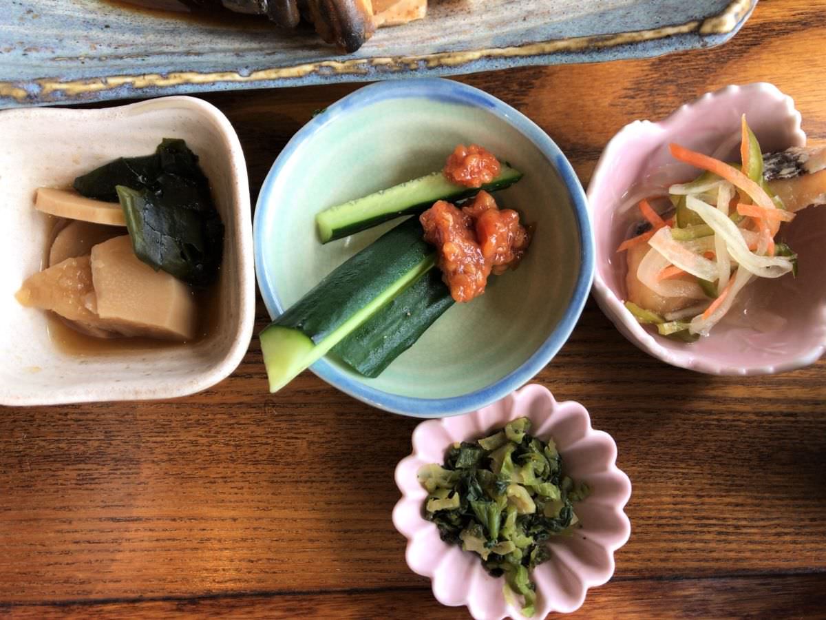 写真：糸島 御飯屋おはな 小鉢3点