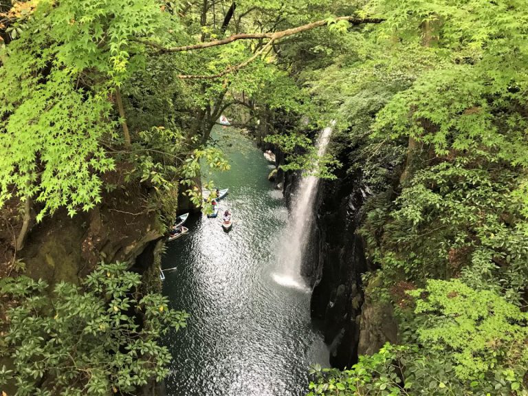 写真：高千穂峡 真内の滝