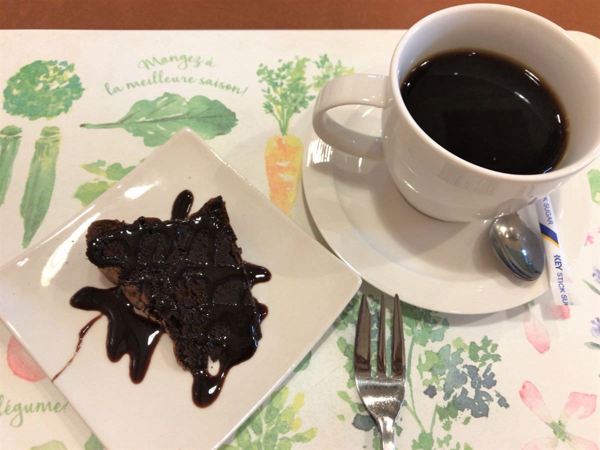 写真：福岡 六本松 五穀 セットのデザートとコーヒー