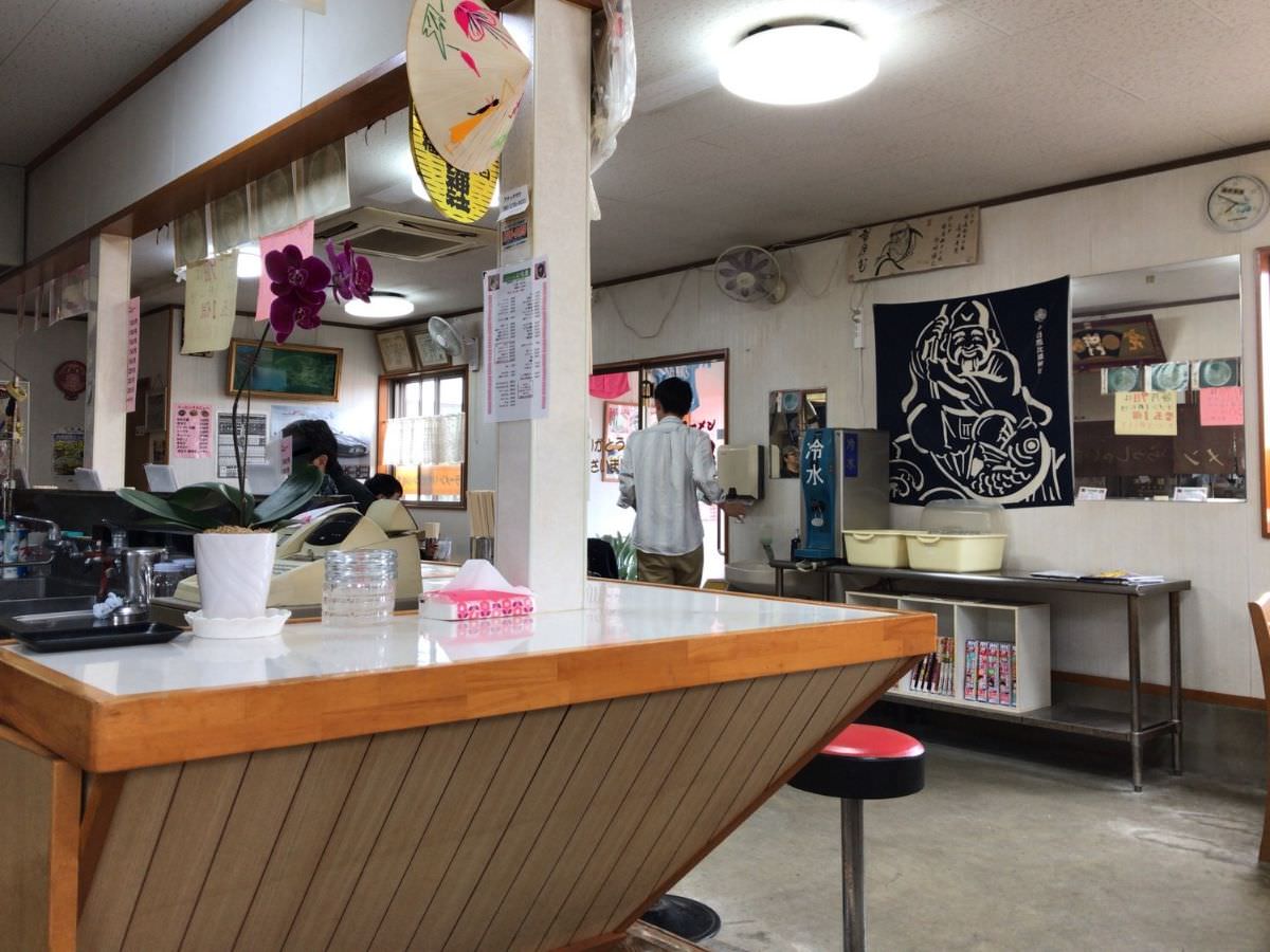 写真：福岡糸島　一九ラーメンいち里 店内の様子