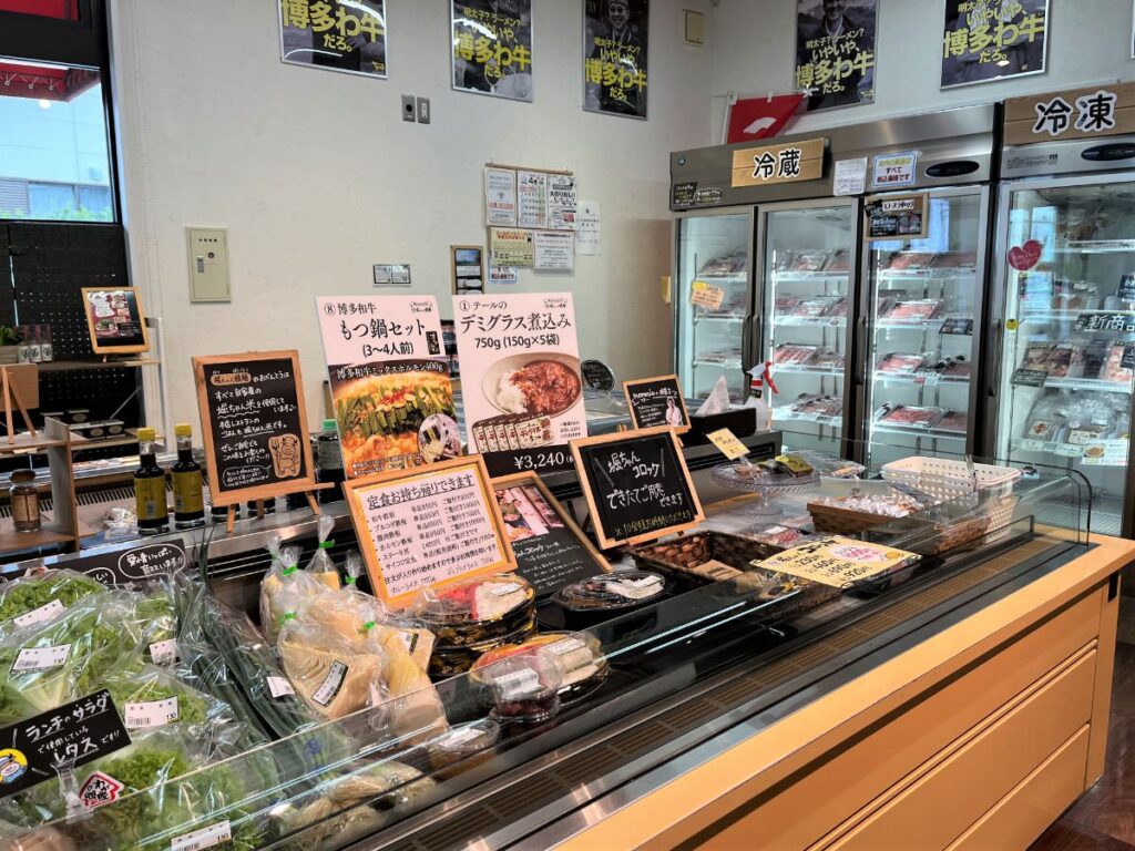写真：福岡今宿 堀ちゃん牧場 今宿駅前店の総菜コーナー