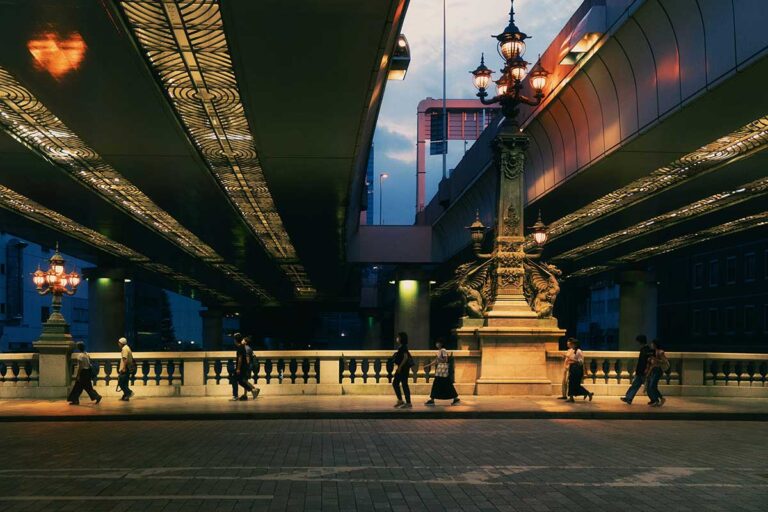 写真：夜の日本橋