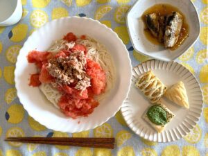 写真：冷凍トマトのそうめん