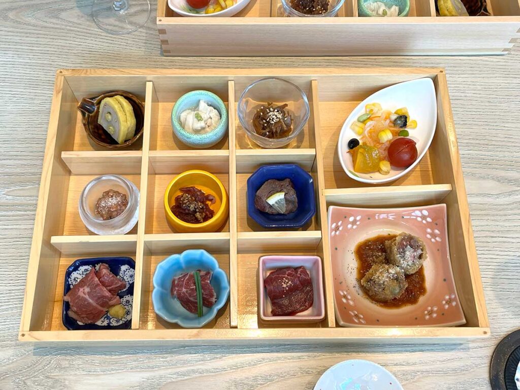 写真：熊本 菅乃屋 寿司箱膳