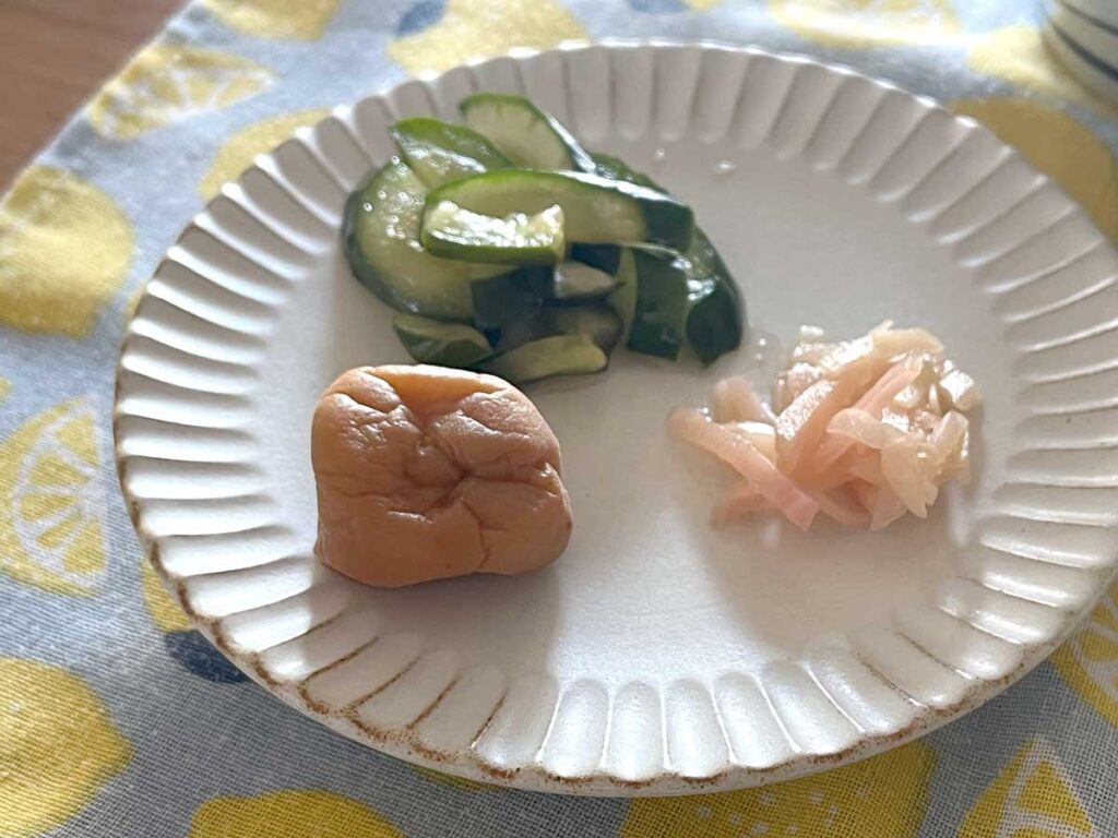 写真:漬物3兄弟