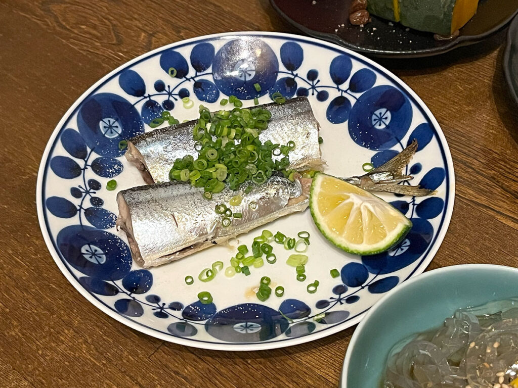 写真:さんまフライパン酒蒸し