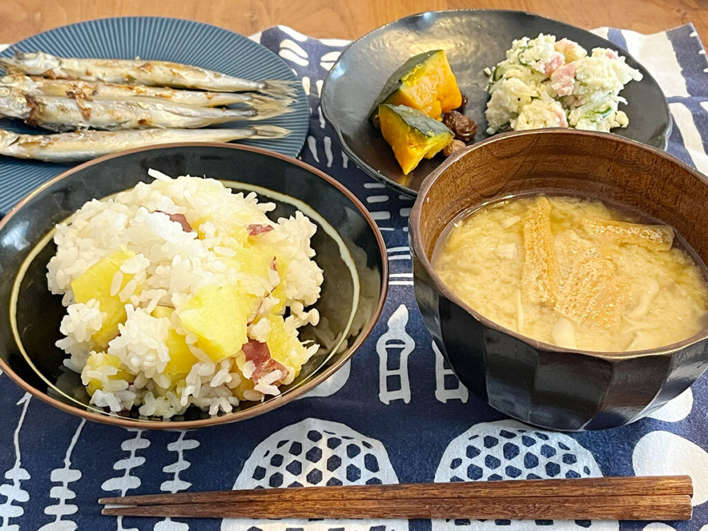 写真：さつまいもごはん定食