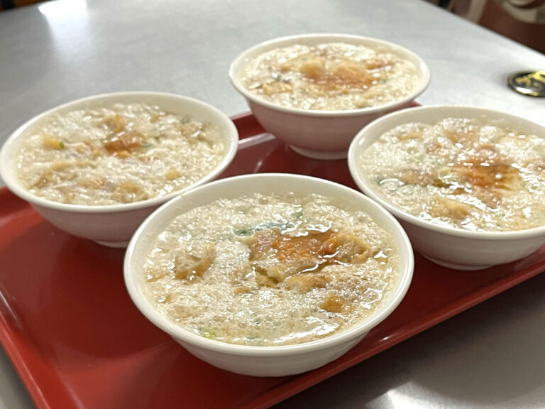 写真：台湾台北 四海豆漿大王の豆漿