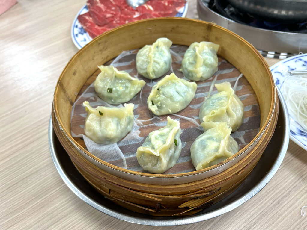 写真:台北「長白小館」蒸し餃子