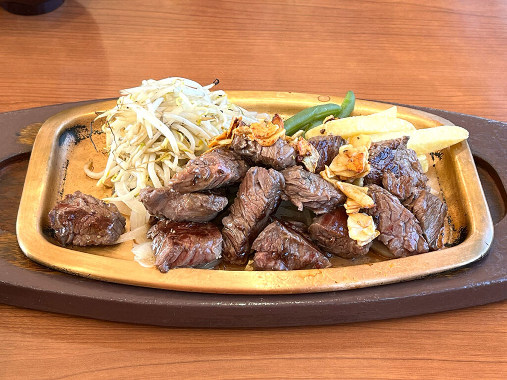 写真：福岡糸島　アンガス カットステーキランチ