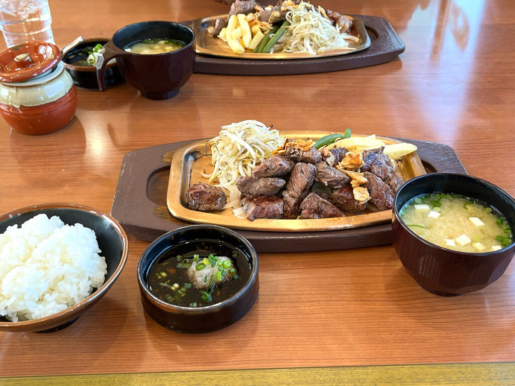 写真：福岡糸島　アンガス カットステーキランチ