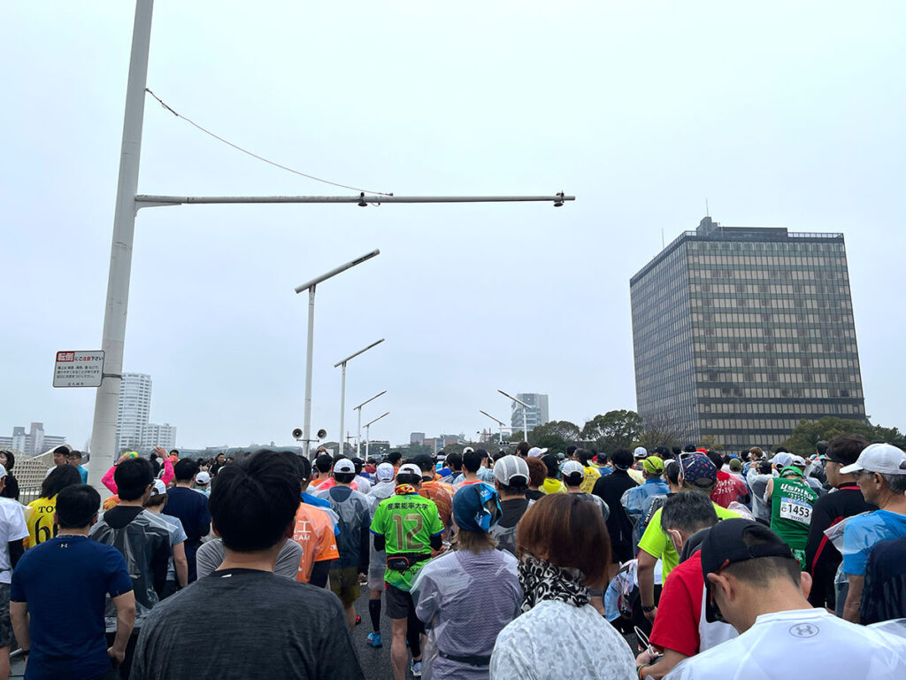 写真：北九州マラソン2026 スタート前